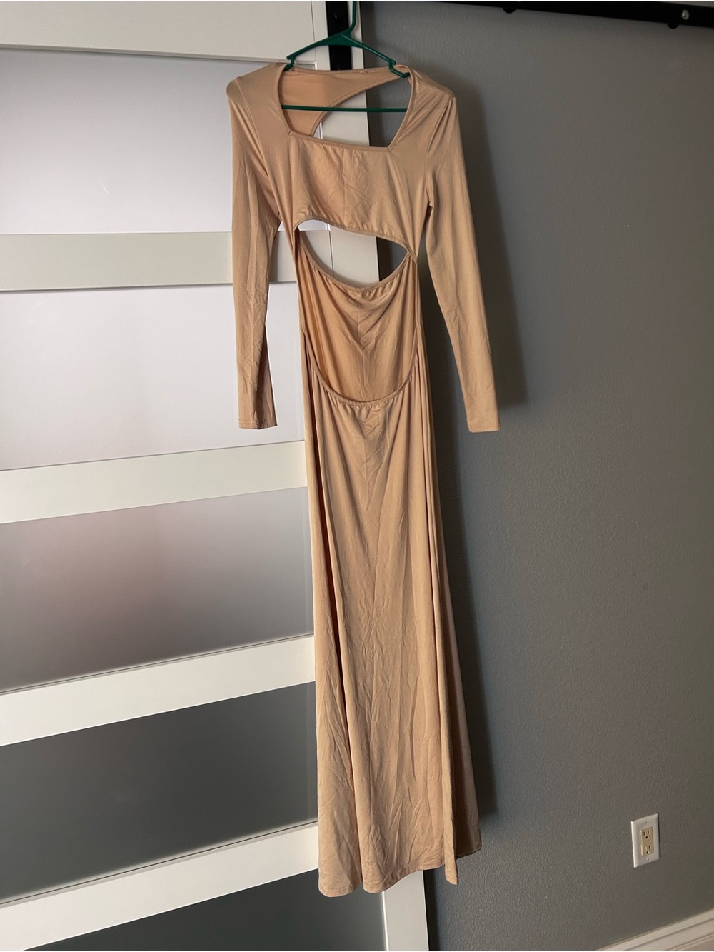 Long Sleeve Maternity Cutout Maxi Dress - Nude